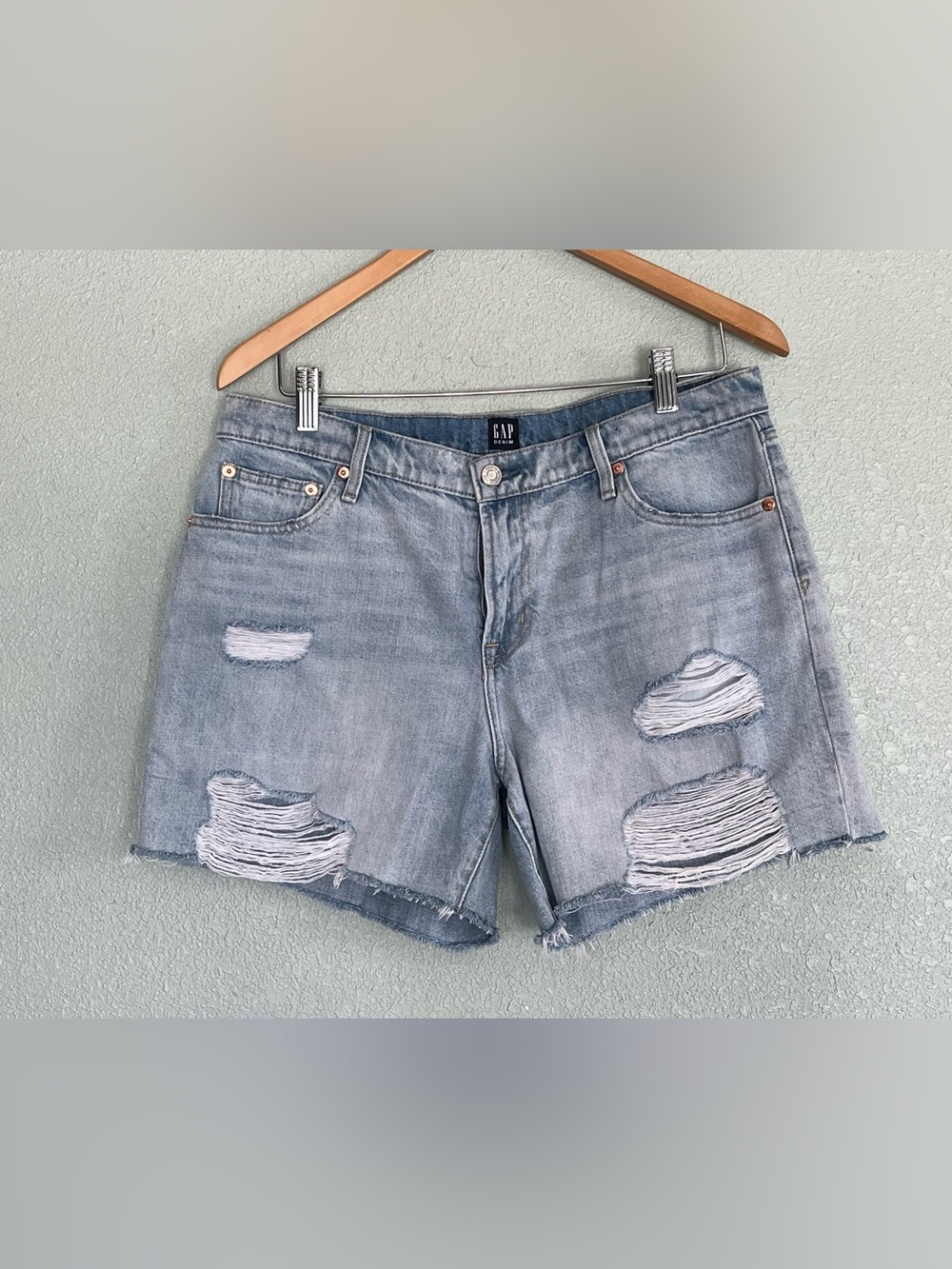 GAP Denim Cutoff Distressed Shorts Size 30